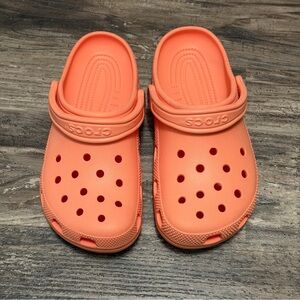 CROCS Classic Clog Coral Color Women’s Size 8